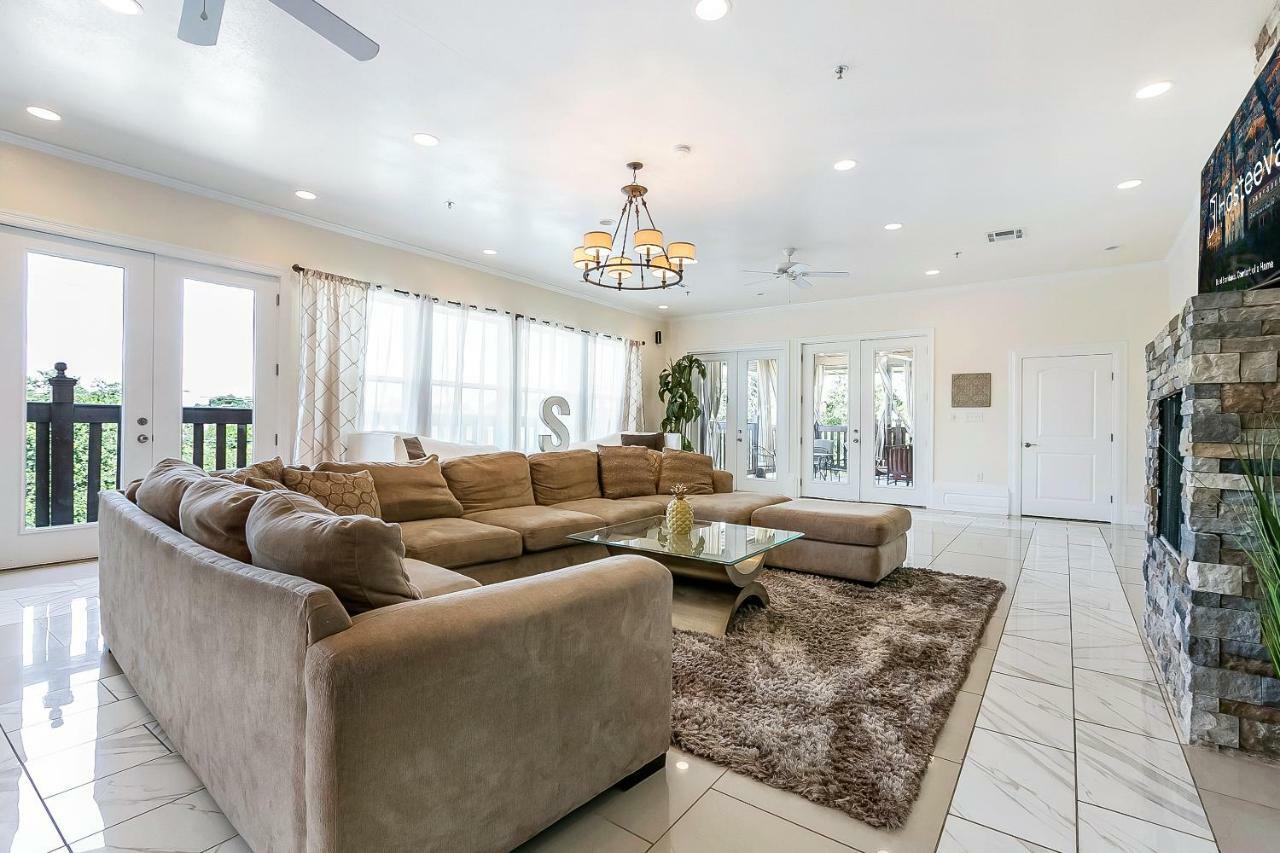 Spacious 4Bd Luxury Penthouse With Balcony New Orleans Bagian luar foto