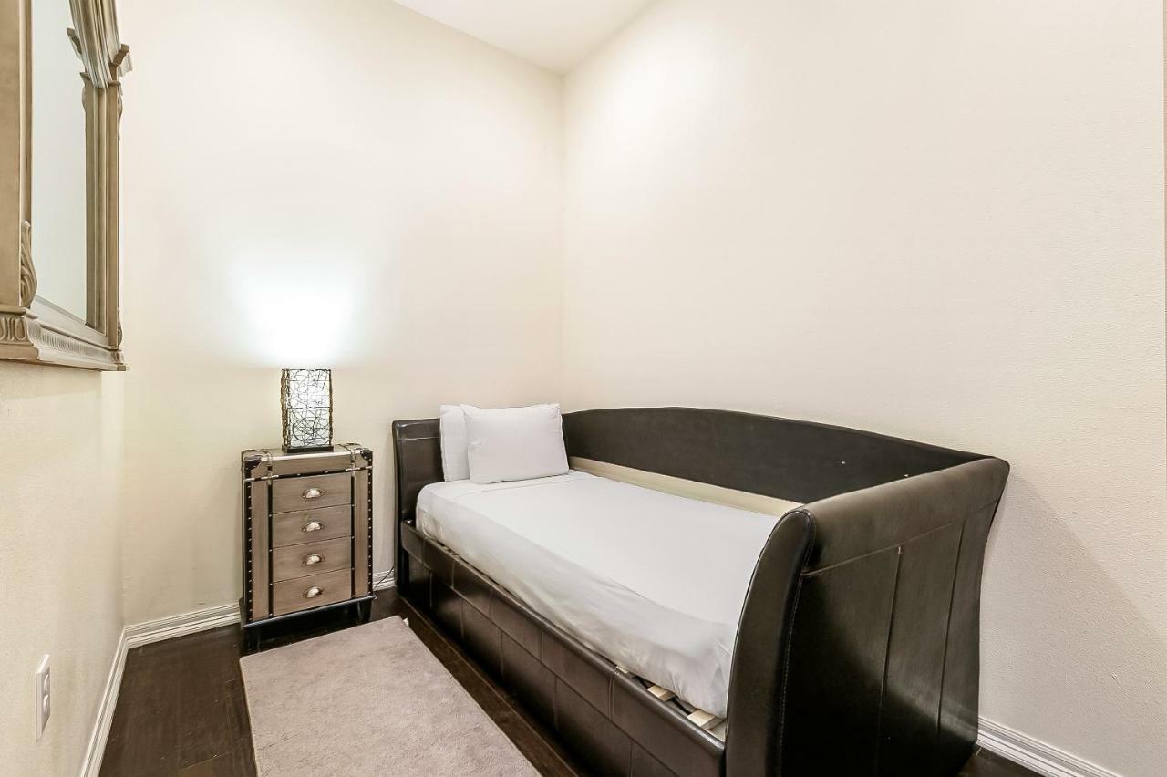 Spacious 4Bd Luxury Penthouse With Balcony New Orleans Bagian luar foto